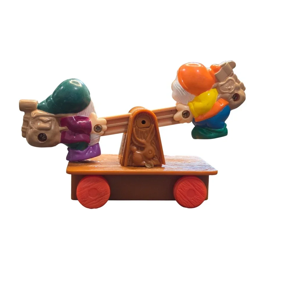 Disney Snow White Seven Dwarfs Happy Grumpy Seesaw Handcar Rolling Toy SN 6-1